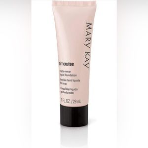Mary Kay TimeWise Luminous-Wear Liquid Foundation, Ivory 3 NIB